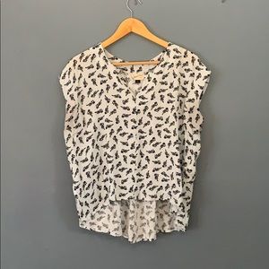 Universal Thread Blue Patterned V-Neck Blouse